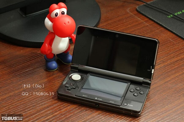 Ворованная Nintendo 3DS появилась в сети. Фото.
