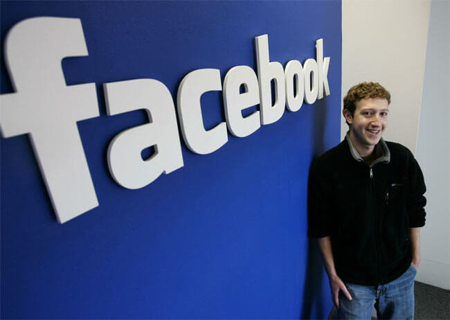 Цукерберг: Больше телефонов для Facebook! Фото.