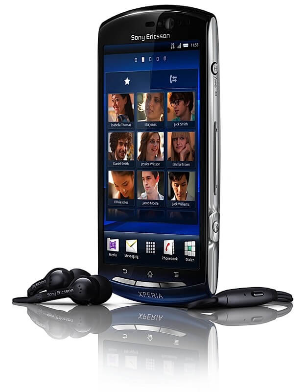 Sony Ericsson анонсировала Xperia Pro. Фото.