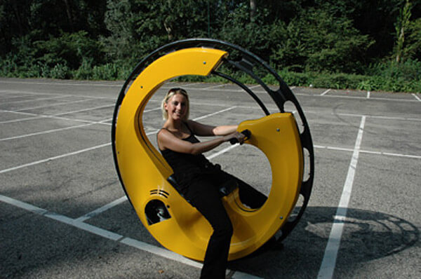 WheelSurf Monocycle: прокатитесь внутри колеса. Фото.