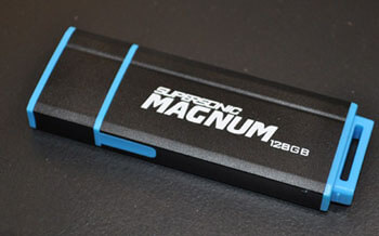 Patriot SuperSonic Magnum USB 3.0 128GB Flash Drive. Фото.