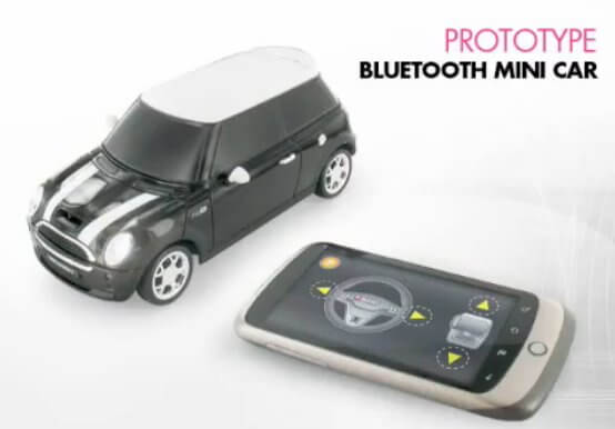 BeeWi управляет Mini Cooper через Bluetooth. Фото.