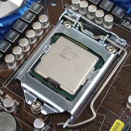 Модель Pentium G840 уже замечена в Китае. Фото.