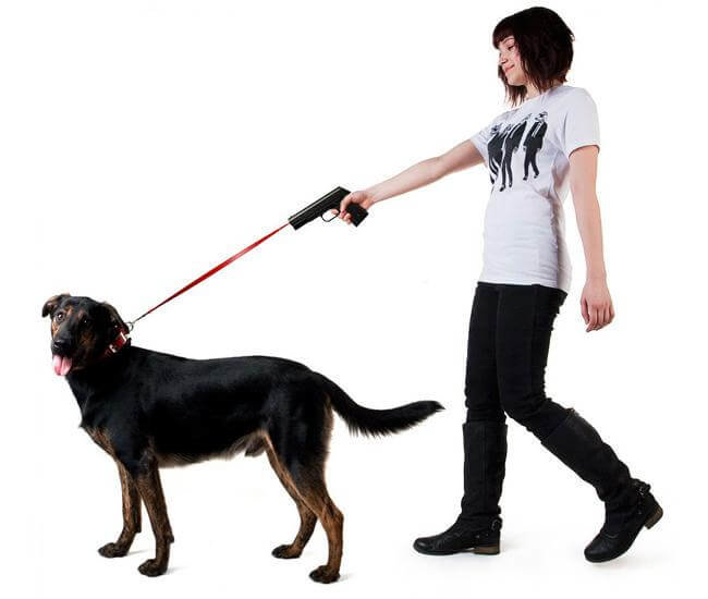 Ручка поводка в виде пистолета. Фото.