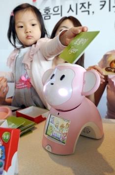 Kibot – детский робот-телефон. Фото.