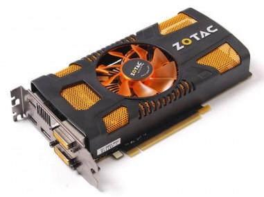 Zotac работает над GeForce GTX 560 с поддержкой трех мониторов. Фото.