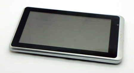 Недорогой Android-планшет LY-F526. Фото.