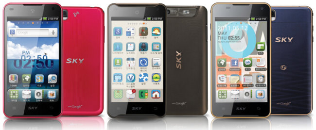 Pantech Vega Racer в новых цветах. Фото.