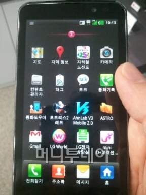 Живые снимки смартфона LG Optimus LTE (LU6200). Фото.
