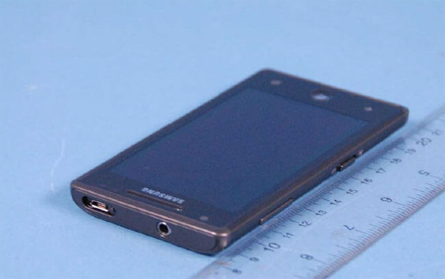 Samsung SGH-i708 поступил на сертификацию в FCC. Фото.