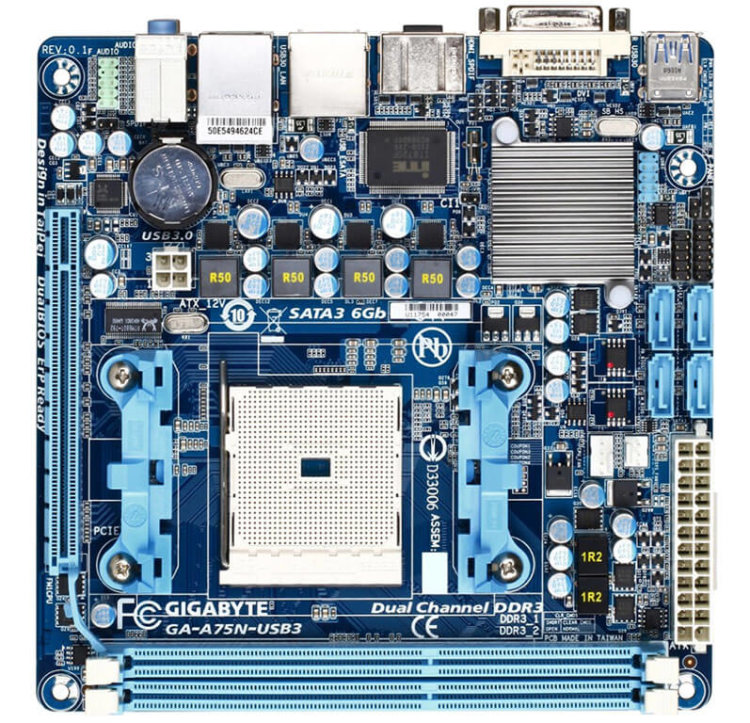 Gigabyte представляет Mini-ITX материнскую плату для FM1 AMD Llano. Фото.