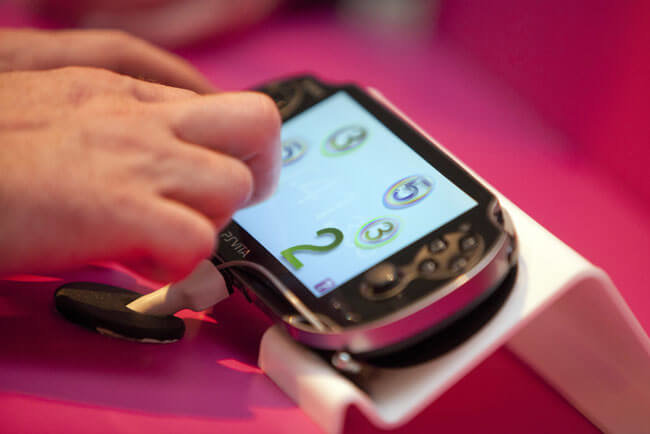 Sony рассказала о европейском релизе консоли PS Vita. Фото.