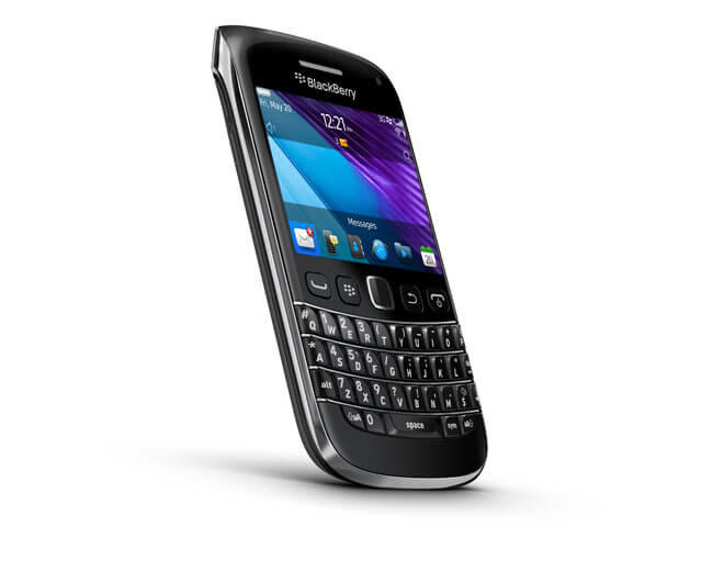 Официально анонсирован BlackBerry Bold 9790. Фото.