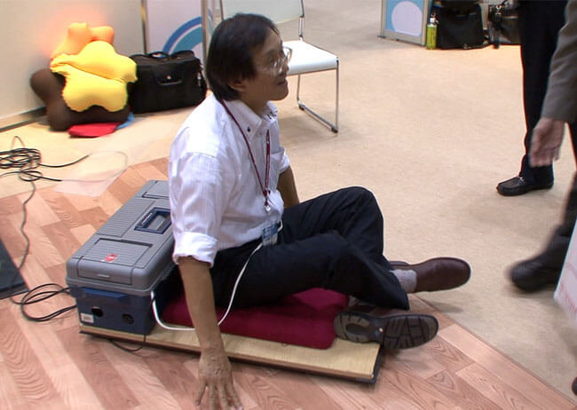 Ученые изобрели летающую подушку. Фото.