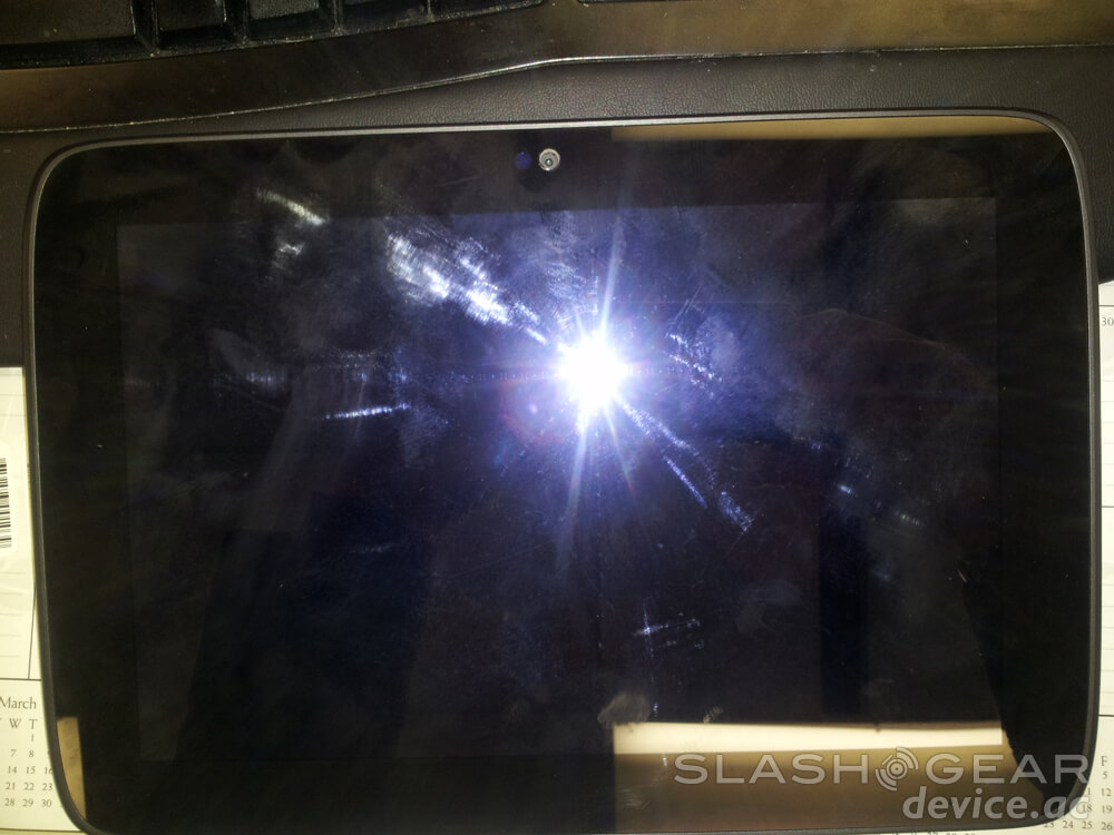 Intel-Medfield-Reference-Tablet-Spotted-in-the-Wild-4