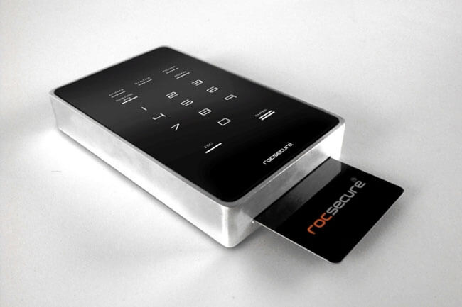 Rocstor-Amphibious-hard-drive