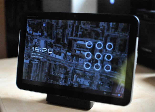 Motorola продала за 2011 год всего 1 миллион планшетов. Фото.