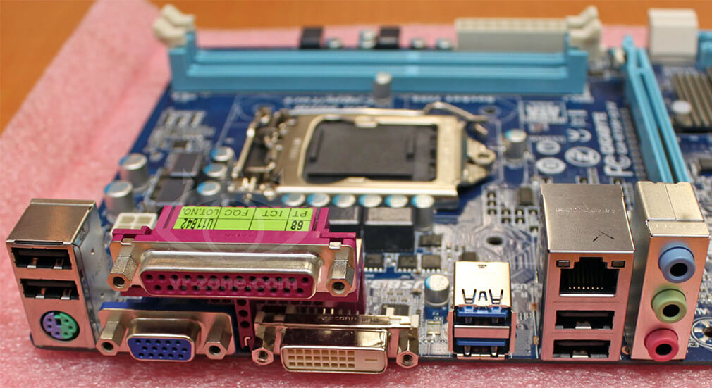 Gigabyte GA-B75M-D3V (рис.2) Gigabyte GA-B75M-D3V (рис.2)