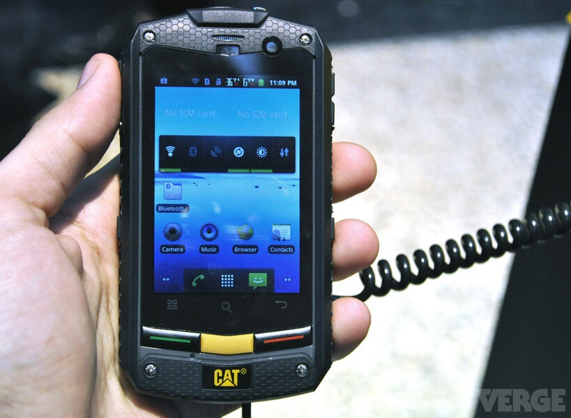 Смартфон Caterpillar CAT B10 (рис.1)