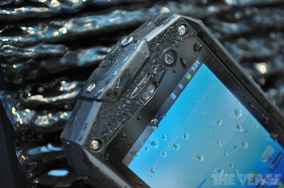 Смартфон Caterpillar CAT B10 (рис.3) Смартфон Caterpillar CAT B10 (рис.3)