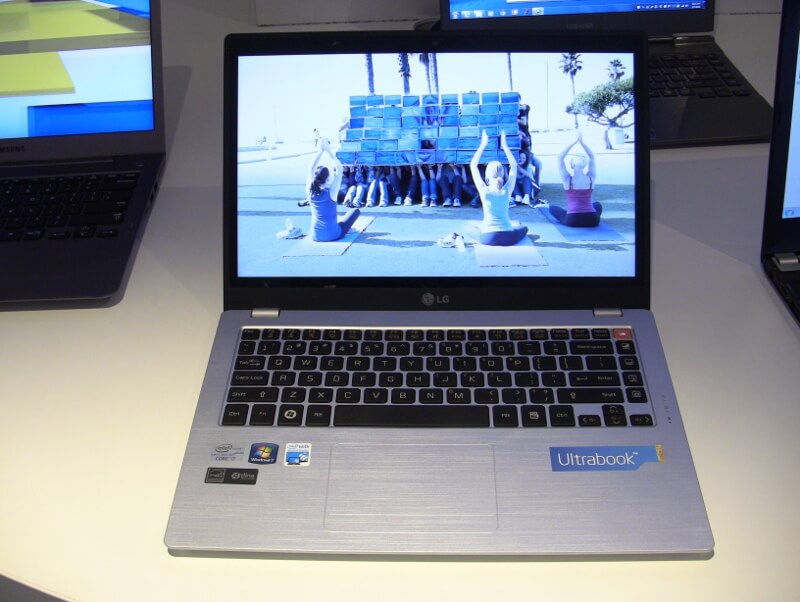 Ультрабук LG Xnote-Z330.jpg (рис.1)