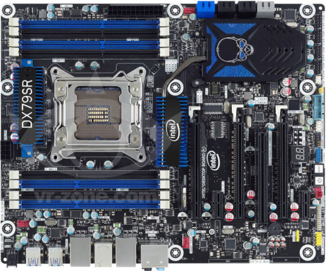 Intel представила материнскую плату DX79SR Extreme. Фото.