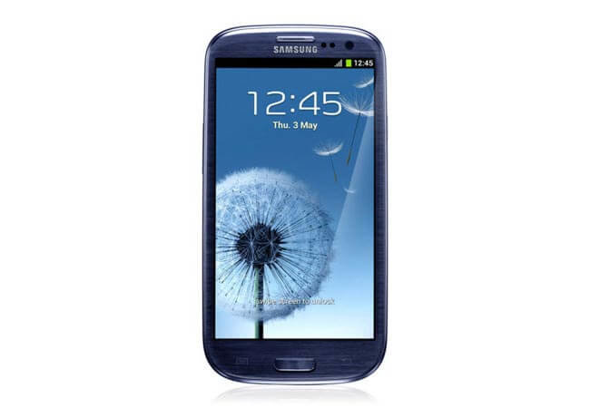 Samsung подтверждает задержку синей версии смартфона Galaxy S III. Фото.