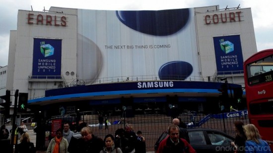 Прямая трансляция Samsung Unpacked 2012! Фото.