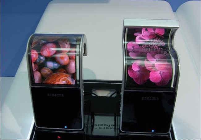 Samsung рапортует об огромных заказах на свои гибкие OLED дисплеи. Фото.