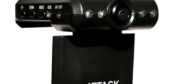 Видеорегистратор ATTACK C1033 с 2,5-дюймовым дисплеем