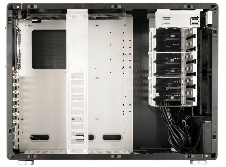 Компьютерный корпус Lian Li PC-V750 3 Компьютерный корпус Lian Li PC-V750 3