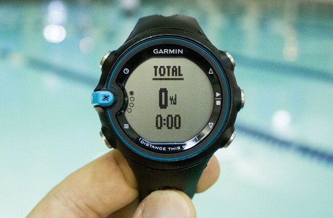 Наручные часы Garmin Swim для пловцов