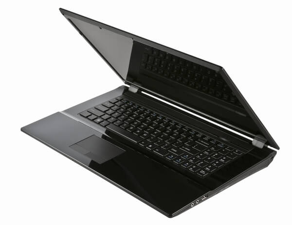 Gigabyte представил новый лэптоп с полноразмерной клавиатурой. Фото.