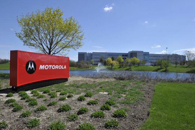 Google может продать часть бизнеса Motorola. Фото.