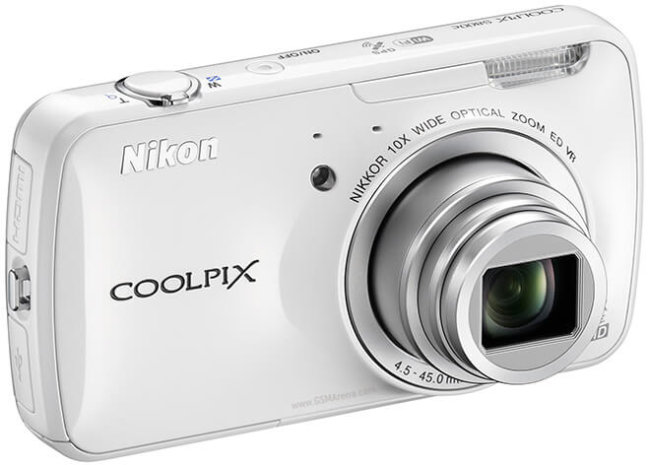 Nikon официально представила Android-камеру Coolpix S800c. Фото.