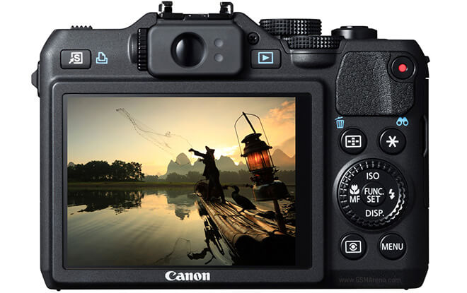 Canon PowerShot G15 - вид сзади Canon PowerShot G15 - вид сзади