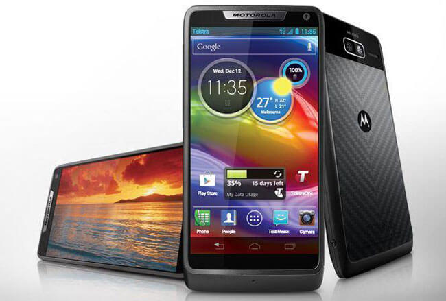 Motorola-RAZR-M-smartphone1