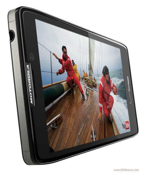 Motorola RAZR MAXX HD - вид сбоку Motorola RAZR MAXX HD - вид сбоку