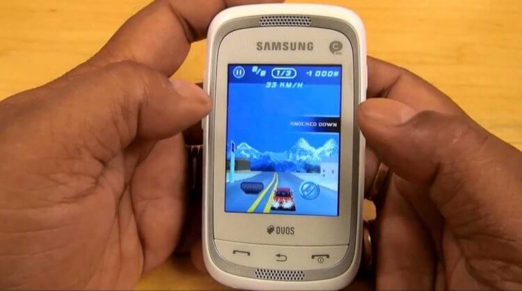 Samsung выпустит в Индии сенсорный телефон Champ Neo Duos. Бывали и такие телефоны. Фото.