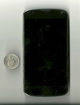 LG Nexus 4 - вид спереди