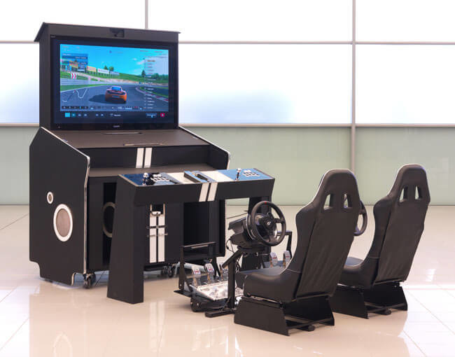 Игровой уголок Pinel & Pinel с PlayStation 3 за 90.000 долларов. Фото.