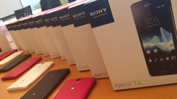 Sony Xperia TX поступил в продажу в Гонконге. Фото.