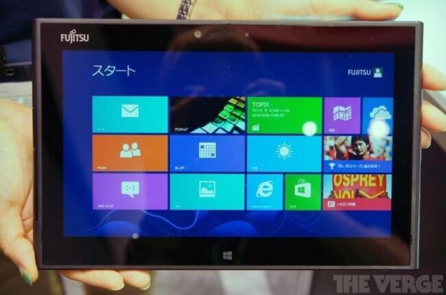 Fujitsu показала новый Windows 8 планшет. Фото.