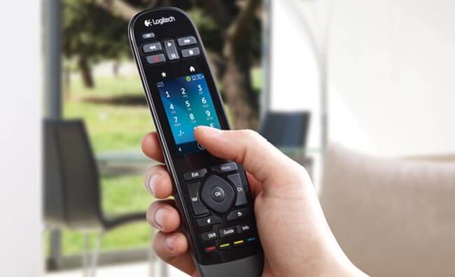 logitech-harmony-touch_1