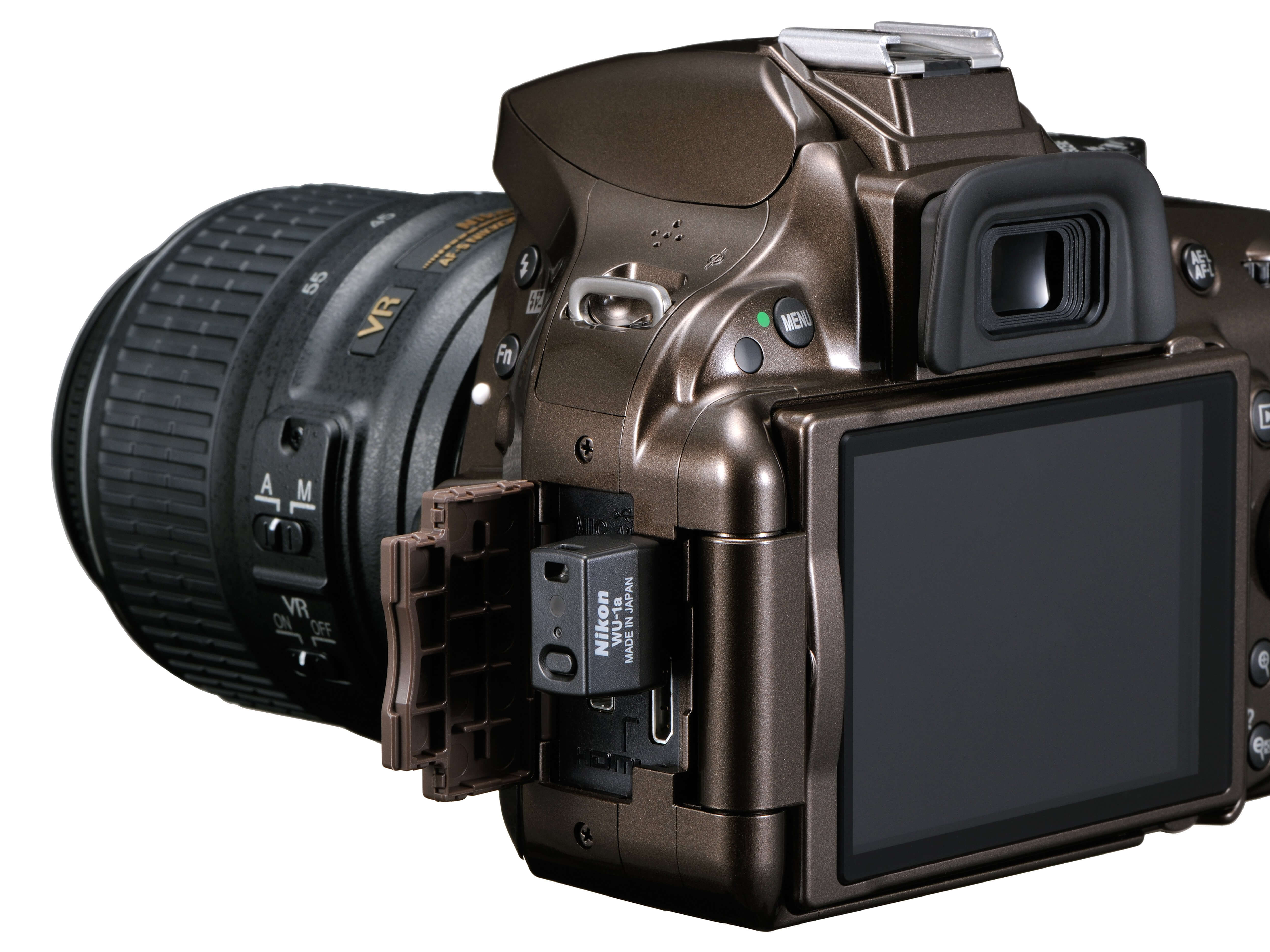 Nikon D5200 - вид сбоку Nikon D5200 - вид сбоку