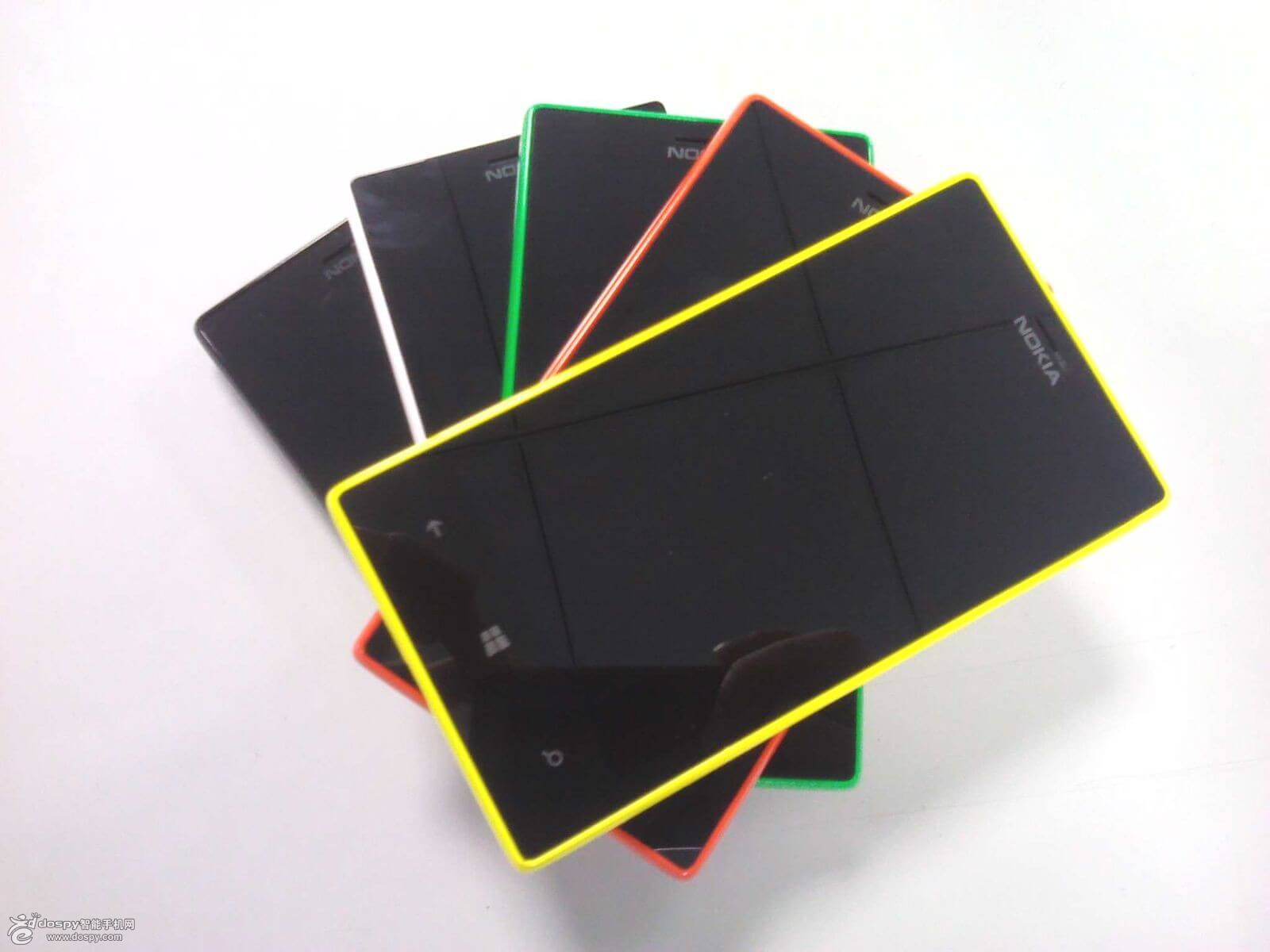 Цветовая палитра Nokia Lumia 830 Цветовая палитра Nokia Lumia 830