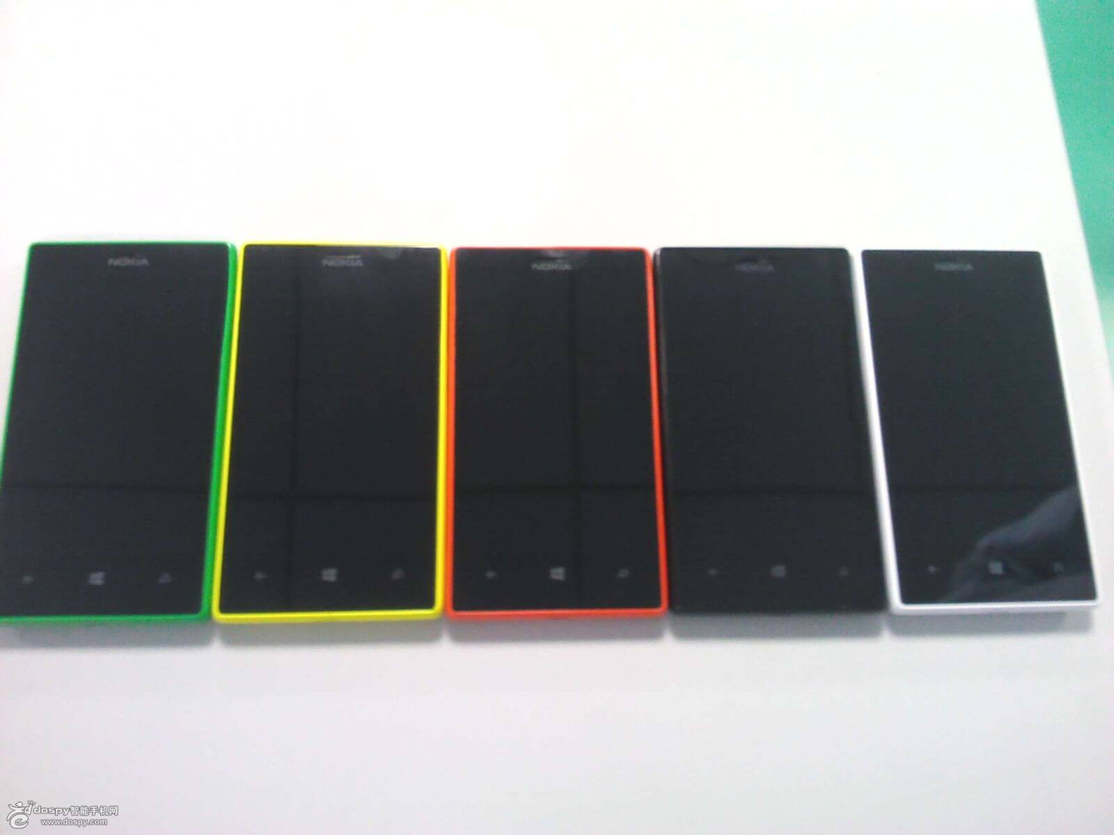 Цветовые варианты Nokia Lumia 830 Цветовые варианты Nokia Lumia 830