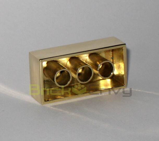 Кирпичик LEGO из золота Кирпичик LEGO из золота