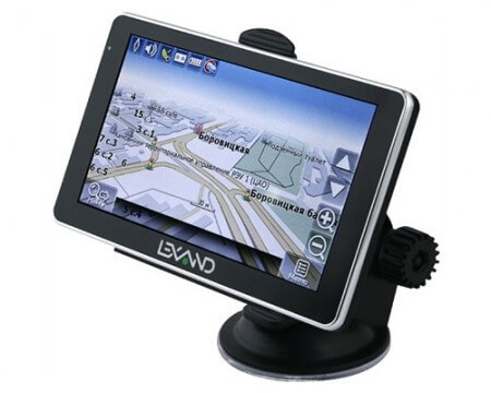 Lexand ST-5300: компактный бюджетный GPS-навигатор с мощным железом. Фото.