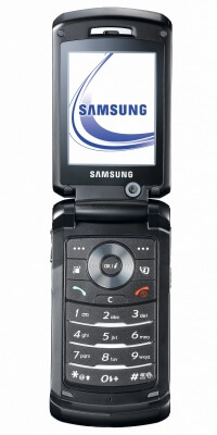 Samsung Z540 — тонкая 3G раскладушка. Фото.
